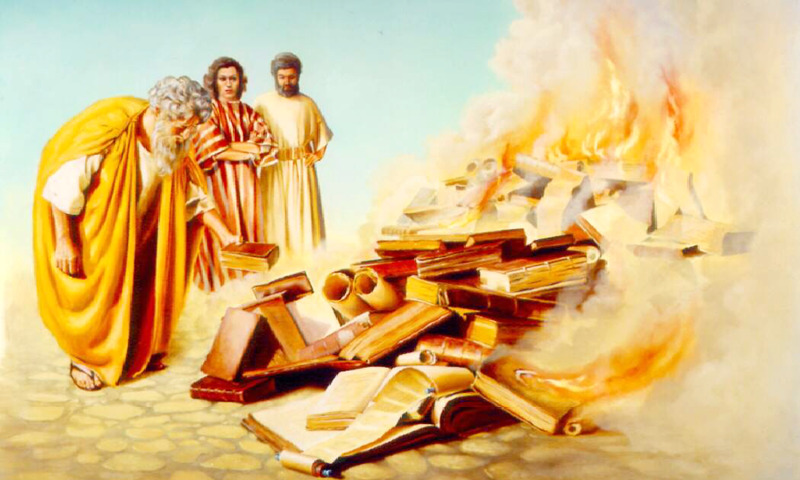 IMAGE 23 PICTURE DESCRIPTION: The Ephesians burn their books about magic CAPTION: The Ephesians burned their books about magic