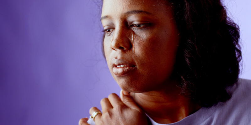 Qora tanlilar katta oq eshakni sikishadi