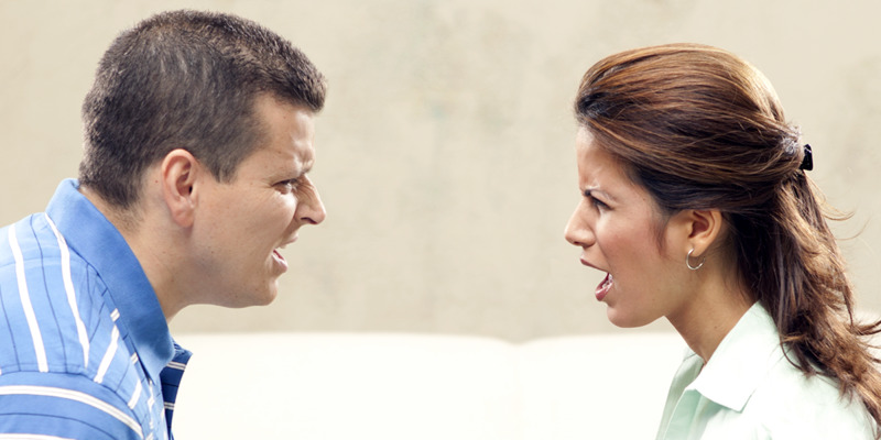 Шұлықтағы брюнетка басым Жаңа Зеландия эротикасы