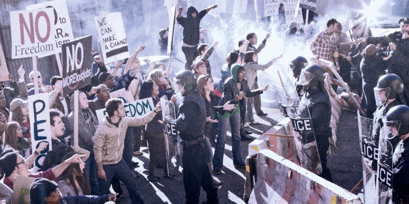 Үлкен сиськи бар балапандармен жыныстық қатынас